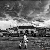 է